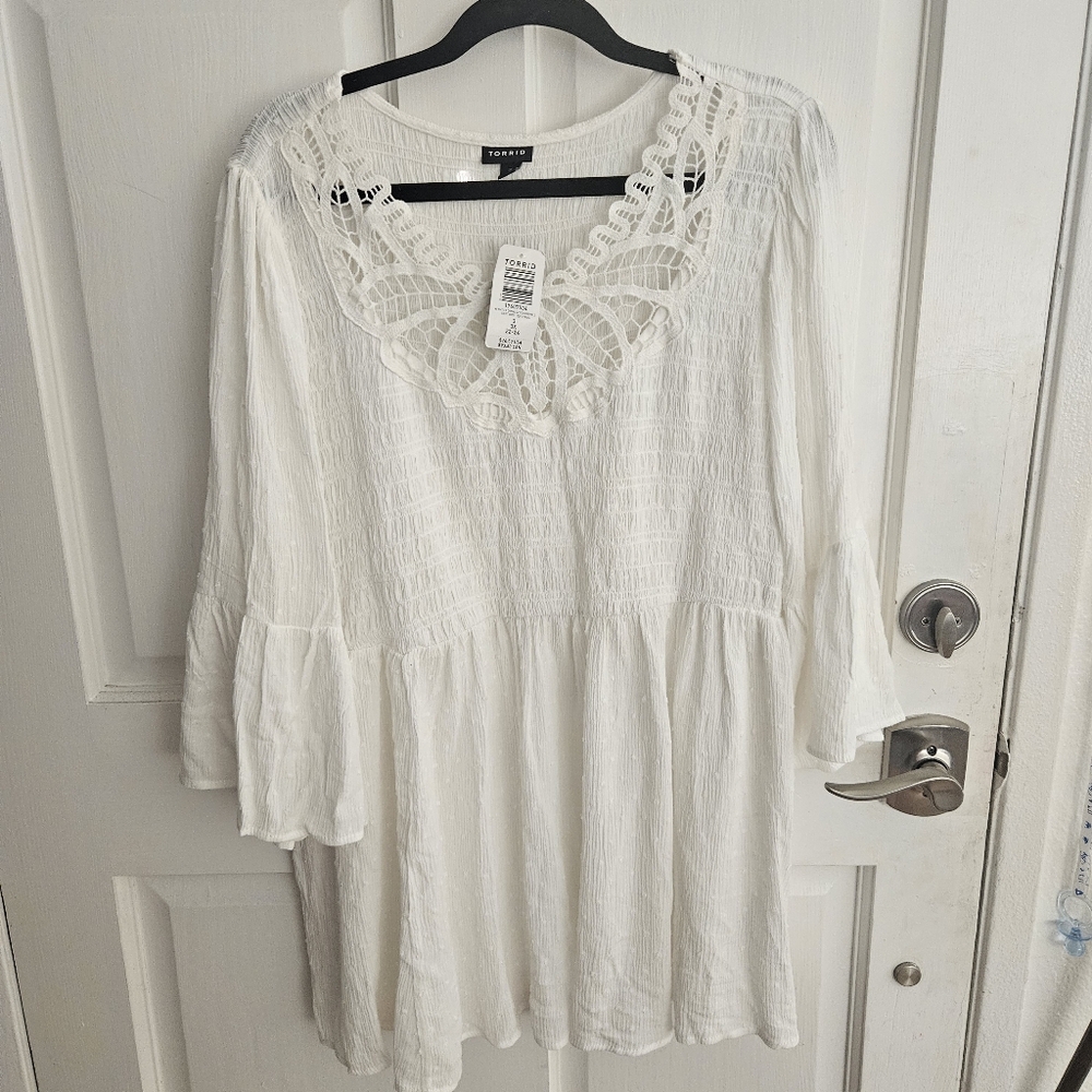 Torrid White Crochet Babydoll Top – Size 3X (22/24) – NWT